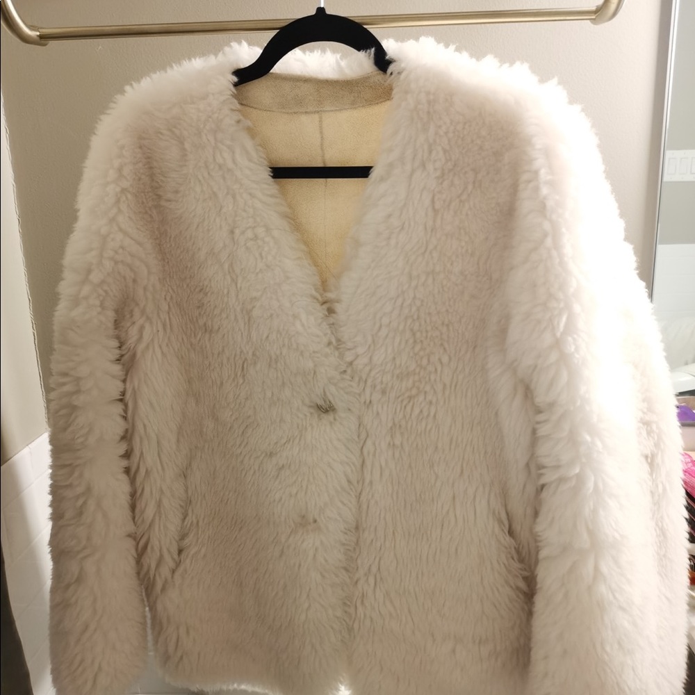 fur coat